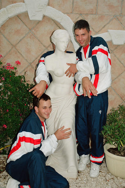 00370 n 16ajptvtbh0957