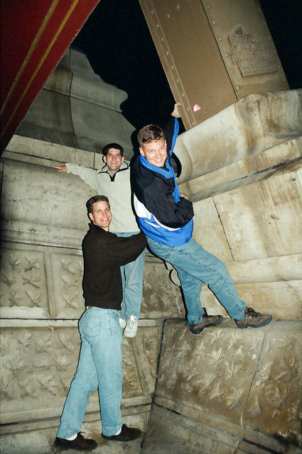 00390 n 16ajptvtbh0977