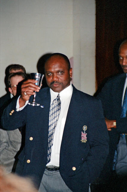 00905 n 16ajptvtbh1492 r