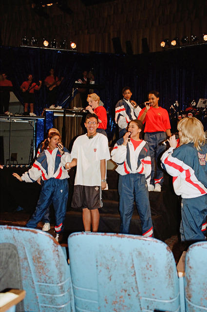 00977 n 16ajptvtbh1564