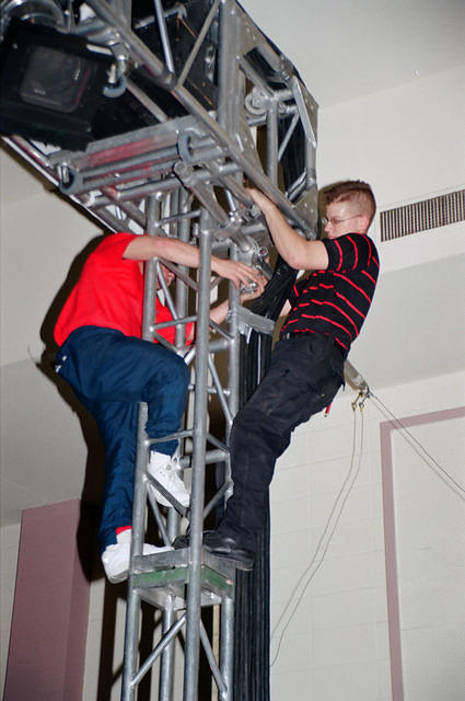 00998 n 16ajptvtbh1585