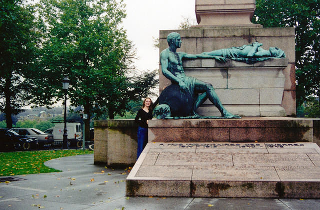 01049 p 16ajptvtbh0035