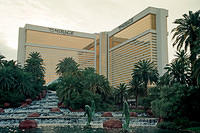 00679 n 16ajptvtbh1266